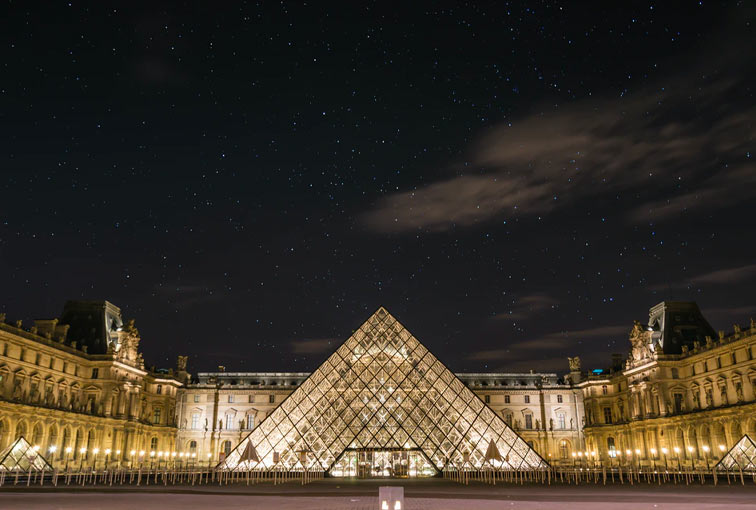 Tips for Living in Paris While on Study Abroad