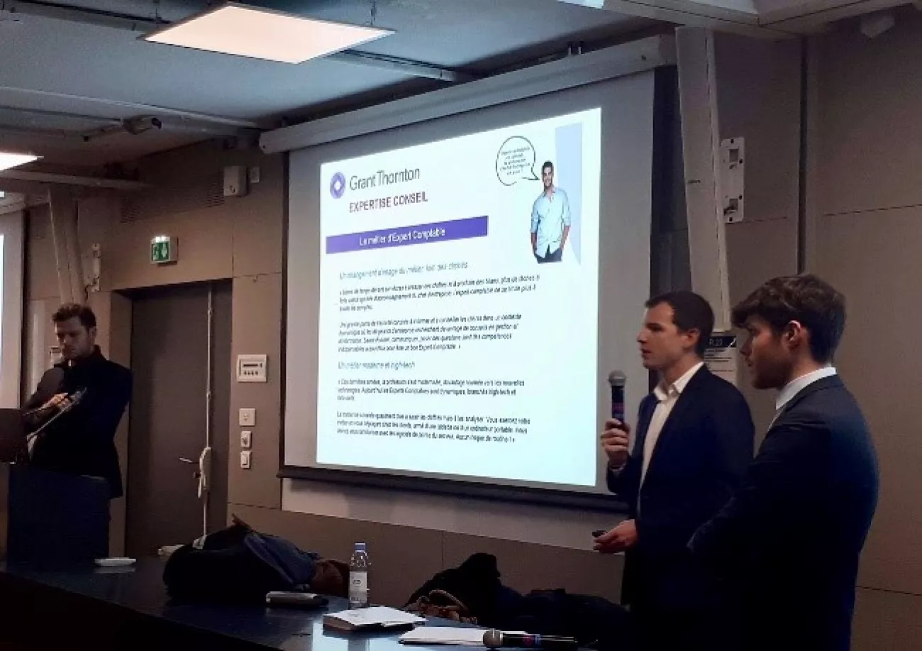 Trois alumnis de PSB viennent présenter leur cabinet Grant Thornton Trois alumnis de PSB viennent présenter leur cabinet Grant Thornton