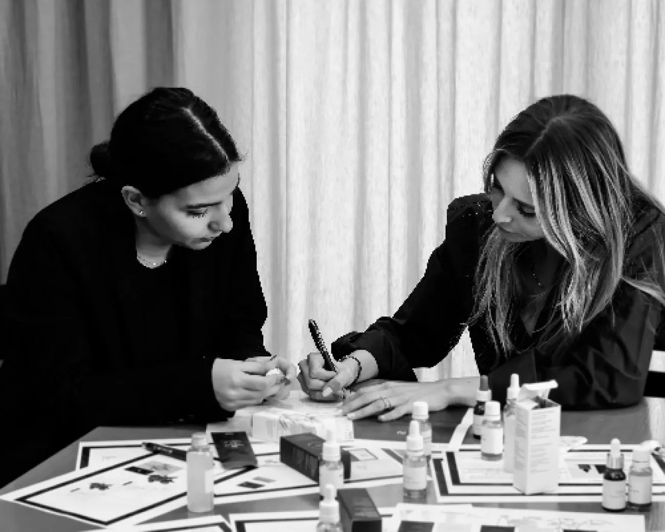 Holite : la start-up bien-être de nos alumni Annah & Talia ! Holite : la start-up bien-être de nos alumni Annah & Talia !