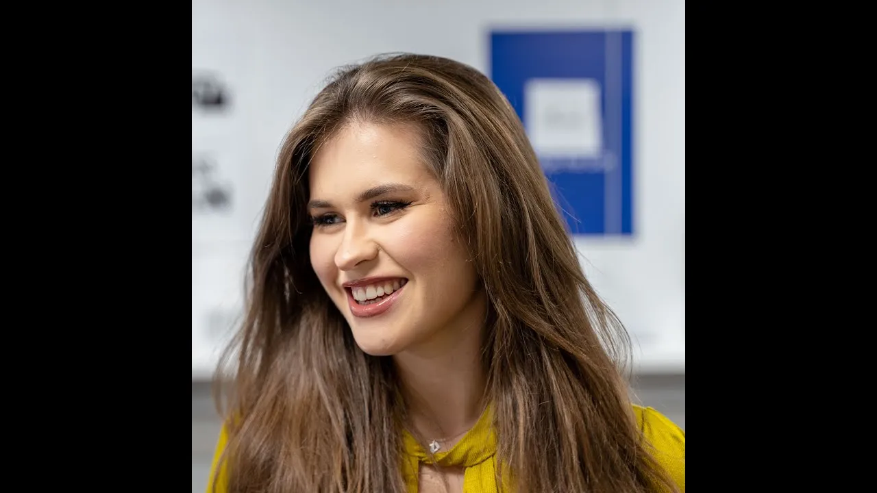 Preview image for the gge video "International Students - Emilia".